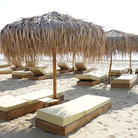 Six Bedroom Luxury With Private Pool In Quiet Residential Area Near Beaches Созопол