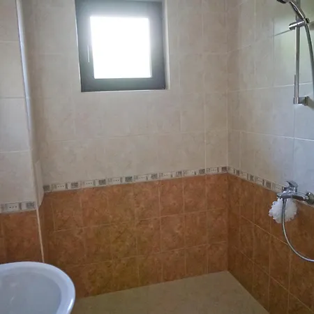 Villa Six Bedroom Luxury With Private Pool In Quiet Residential Area Near Beaches