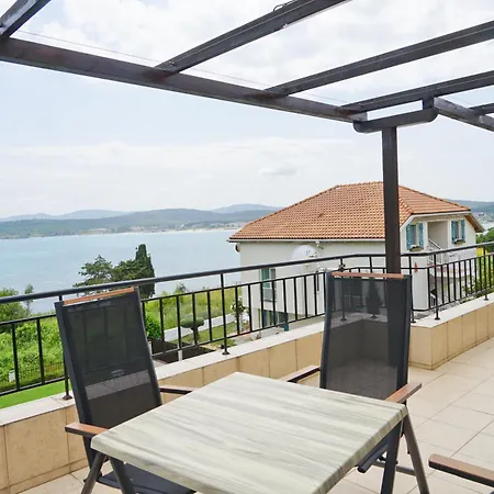 Six Bedroom Luxury With Private Pool In Quiet Residential Area Near Beaches * Σωζόπολη