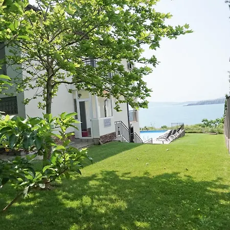 别墅 Six Bedroom Luxury With Private Pool In Quiet Residential Area Near Beaches 索佐波尔